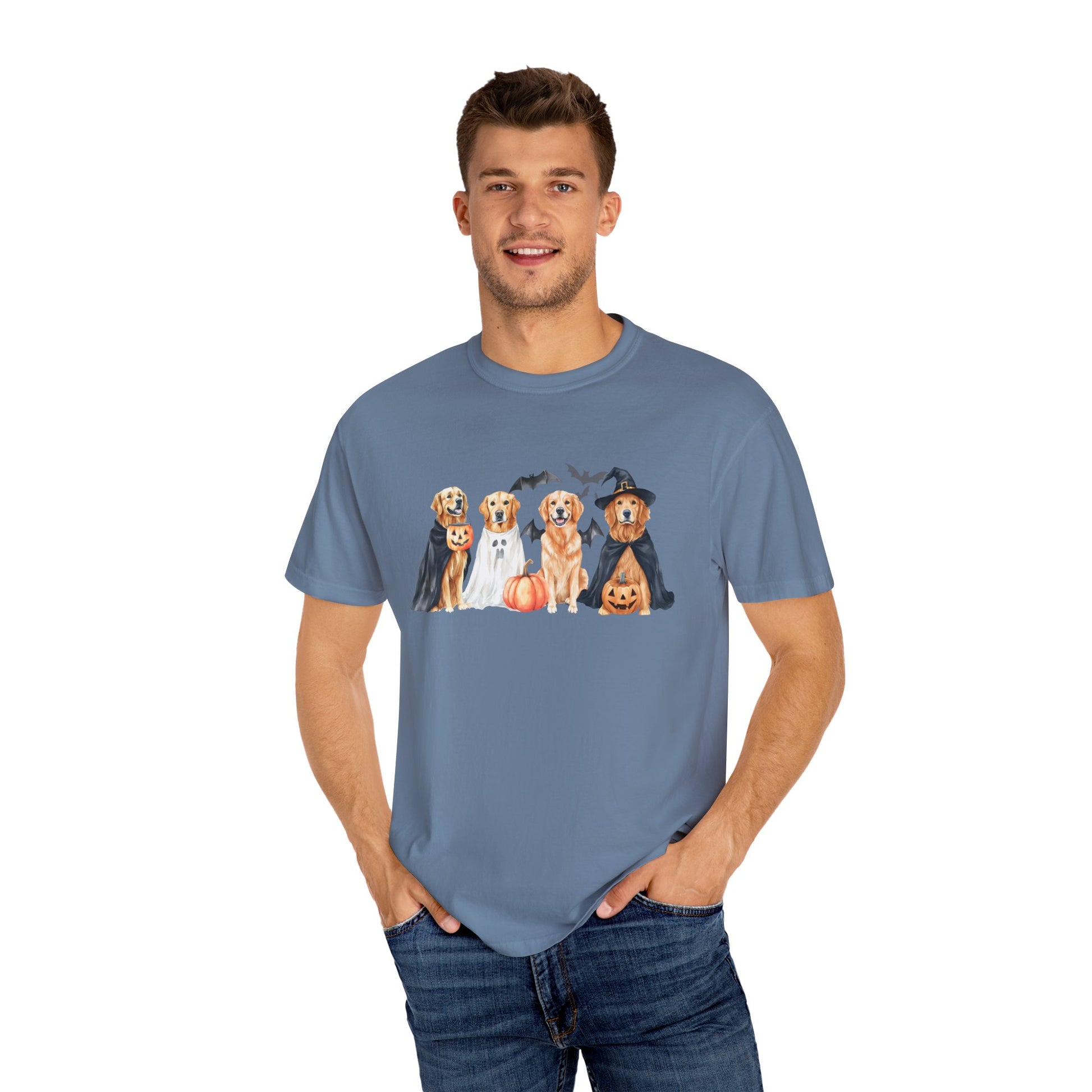 Funny Halloween Dog T-Shirt – Cute Golden Retriever Graphic Tee with Pumpkins, Bats & Spooky Costume Crimson