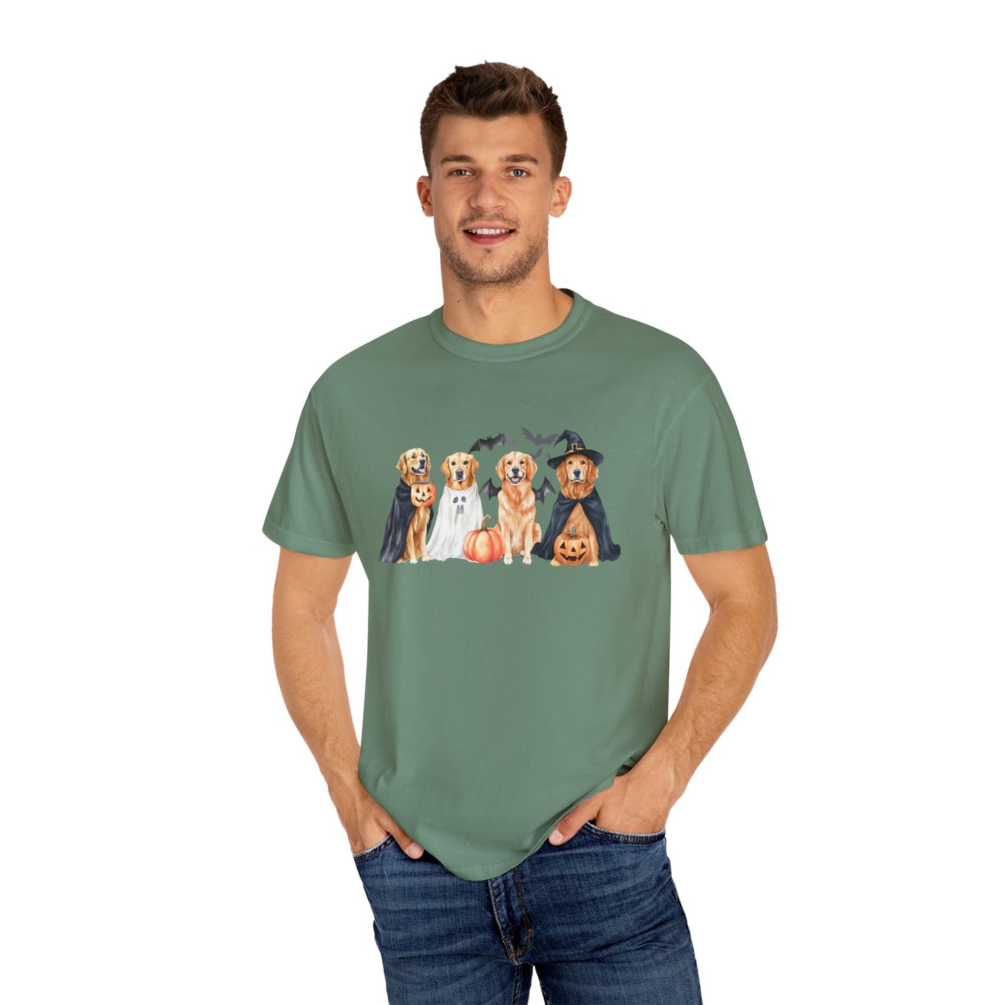 Funny Halloween Dog T-Shirt – Cute Golden Retriever Graphic Tee with Pumpkins, Bats & Spooky Costume Crimson
