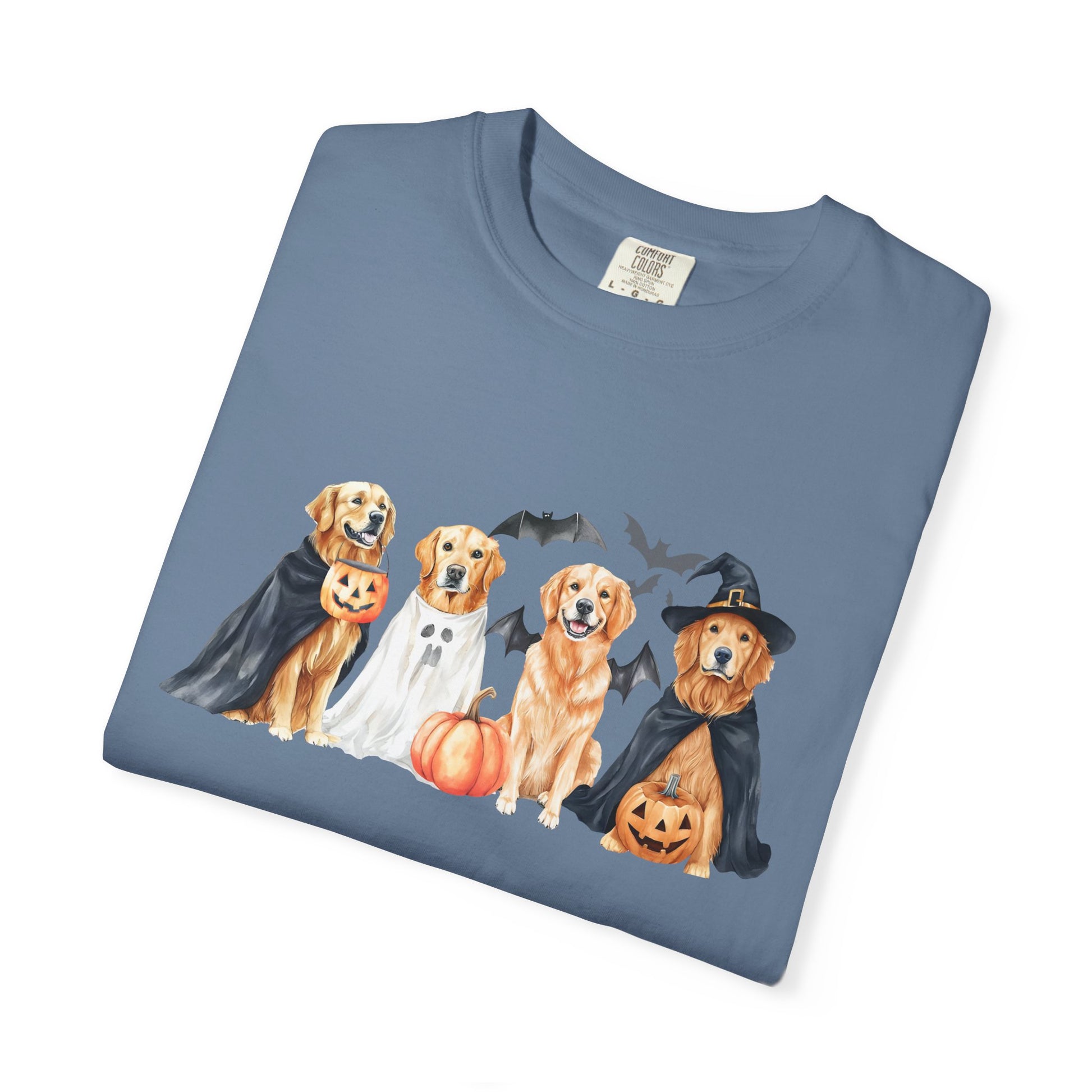 Funny Halloween Dog T-Shirt – Cute Golden Retriever Graphic Tee with Pumpkins, Bats & Spooky Costume Crimson