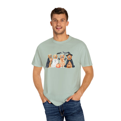 Funny Halloween Dog T-Shirt – Cute Golden Retriever Graphic Tee with Pumpkins, Bats & Spooky Costume Crimson
